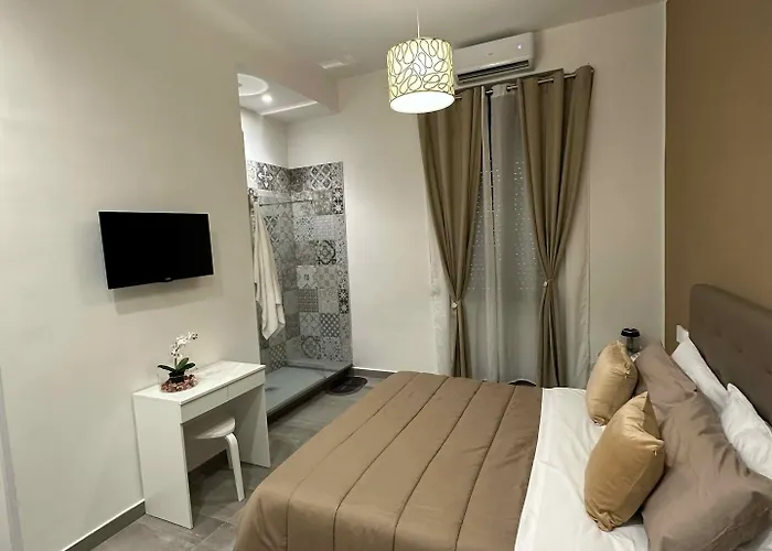 فندق مبيت وإفطار Carme نابولي